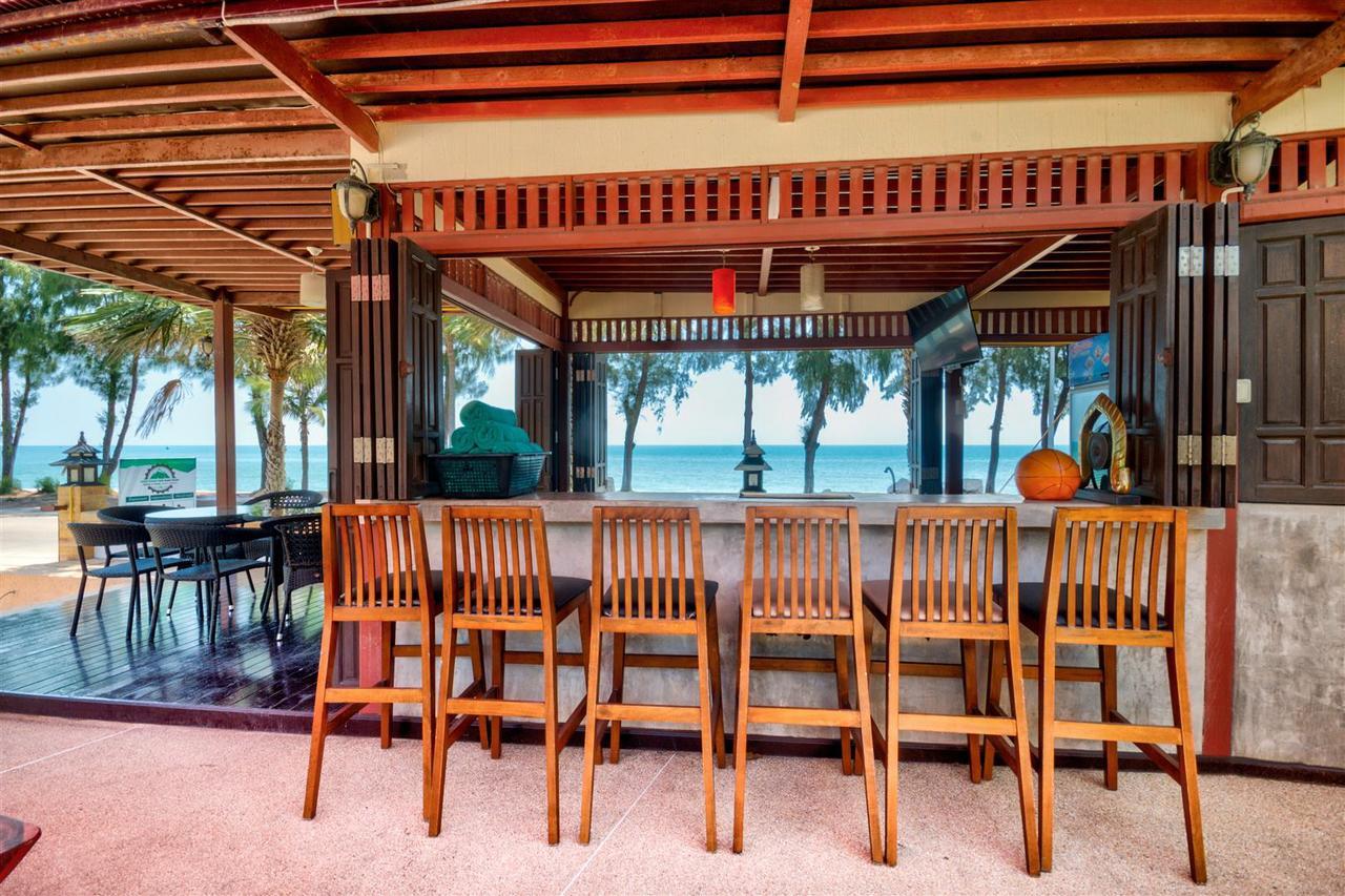 Palm Beach Resort Pran Buri Exterior foto