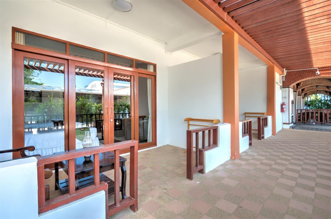 Palm Beach Resort Pran Buri Exterior foto